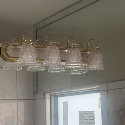 Bathroom vanity lights