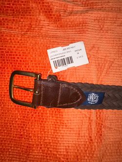 https://offerup.com/redirect/?o=Si5QcmVzcw== Leather Braided Belt Size 34