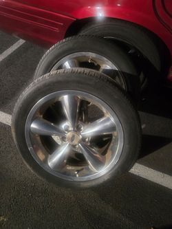 Excellent condition no damage 18' wheels