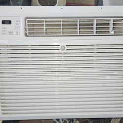 GE Extra Large Window AC