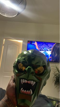 Green goblin mask