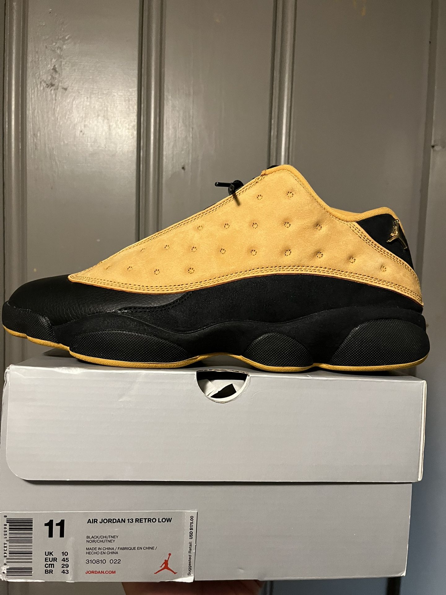 Jordan 13 low retro “Chutney” size (11). In Mens. Worn in excellent condition. Comes with Og all. $110. Cash. No Trades. 