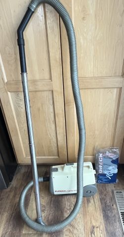 Vintage Portable Hoover Sprint 100 Canister Vacuum Cleaner w/Bags