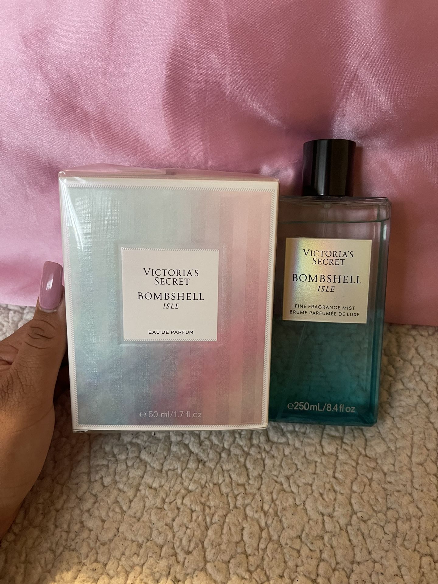 Victoria’s Secret Bombshell Isle Perfume + Mist 