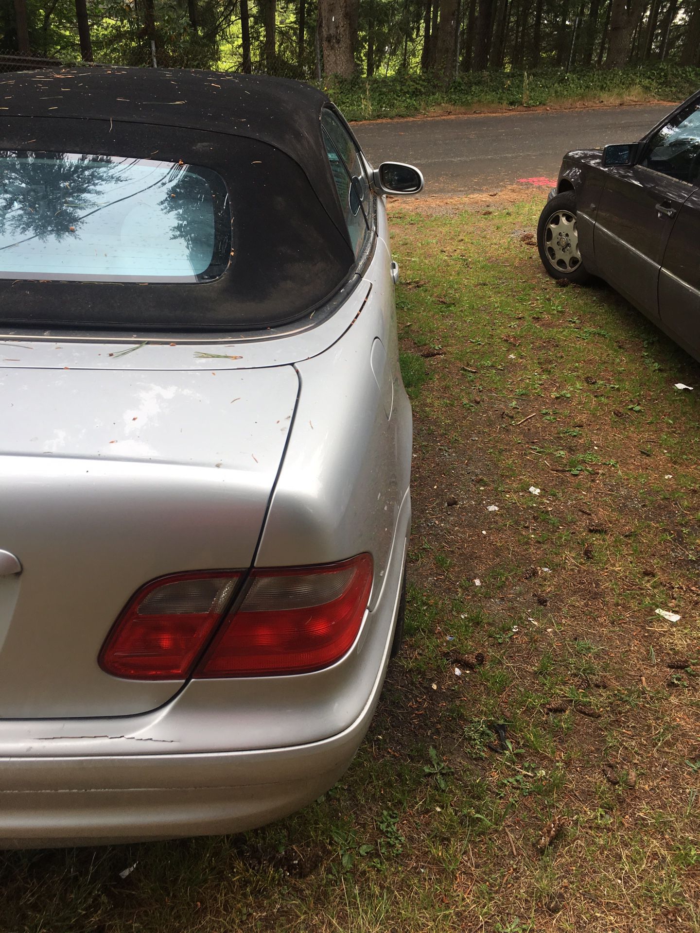 2002 Mercedes clk430 part out 4 tires 95% good Finders hood head light doors trunk top is like brand new engine and transmission is good mileage 159