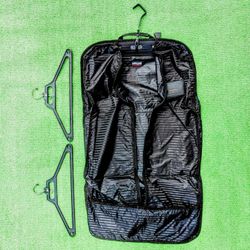 Kirkland Nylon Garment Suit Dress Bag Travel Storage 2 Hangers 37"L x 21.5”W EUC