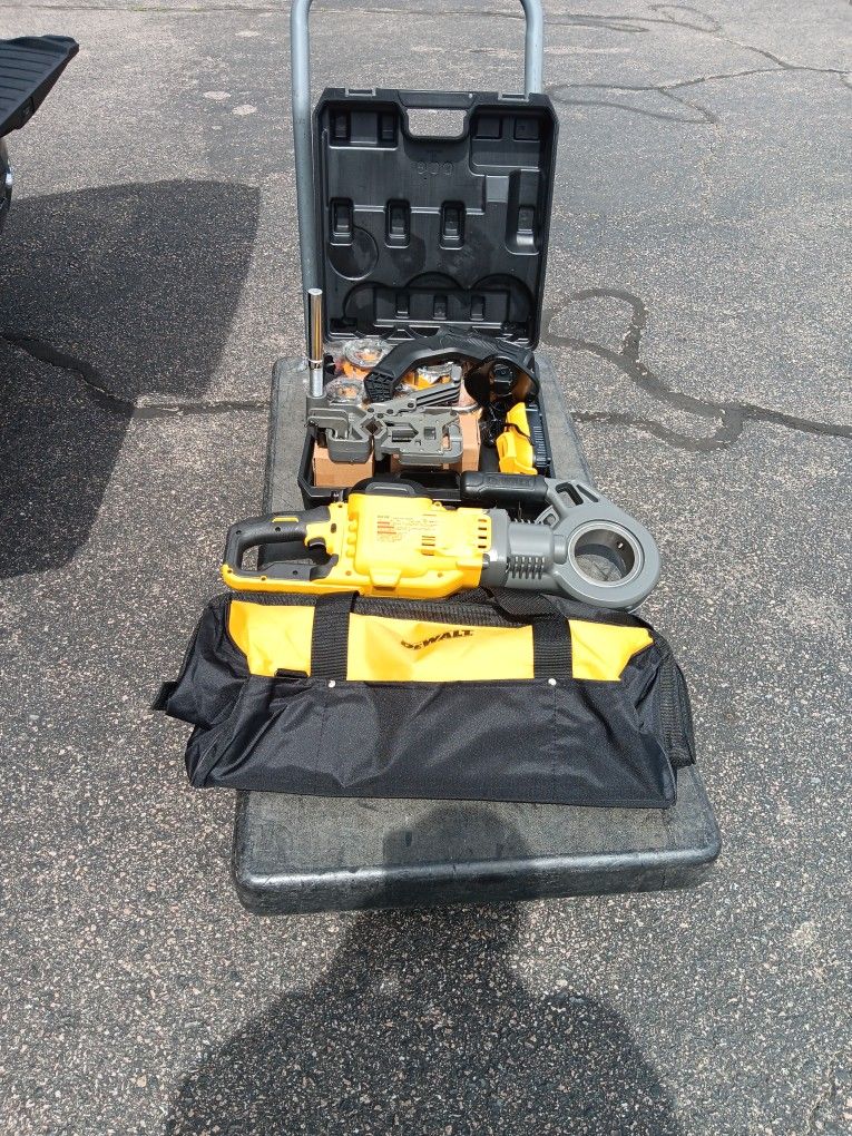 Dewalt Dce700 60v Max Pipe Threader Kit
