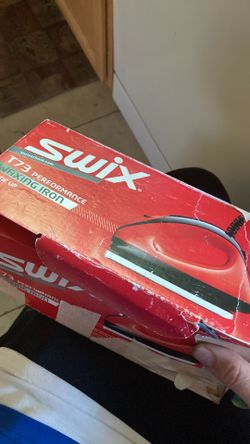 Swix snowboard waxing iron