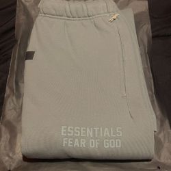 SYCAMORE Essential Sweats