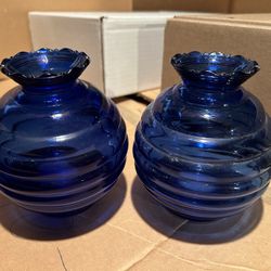 Cobalt Blue Glass Vase Round Beehive Form Ribbed Scalloped Edge VINTAGE 