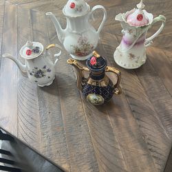 Vintage Coffee Pot Collection – Set of 4