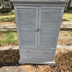 Free Armoire 