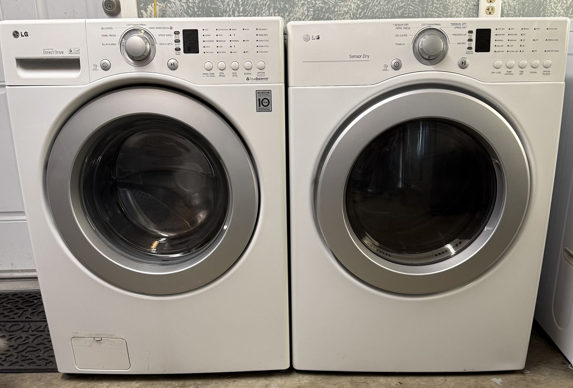 LG Washer & Dryer Set