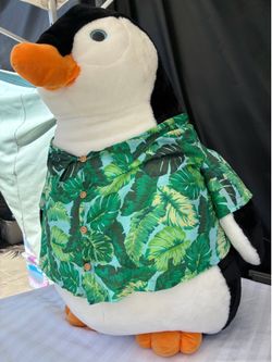 BEAUTIFUL BIG PINGUIN CLEAN LIKE NEW 32 inches tall