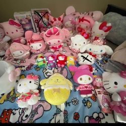 Valentine’s Hello Kitty Plushes