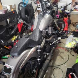 2007 Dyna Street bob