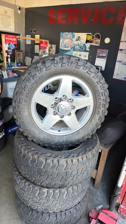 8 lug Chevy wheels