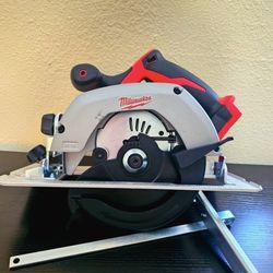 M18 Saw with free 3.0 battery 