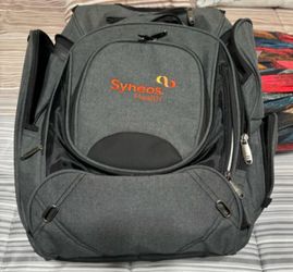 Grey laptop bag.