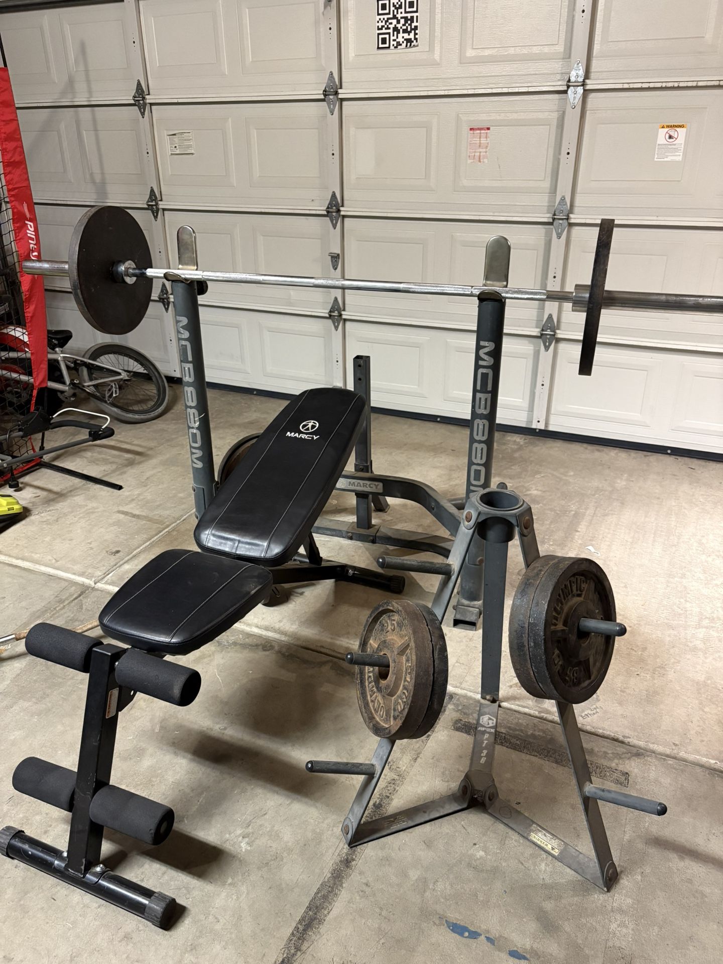 Weight Bench
