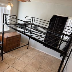 Loft Bed (FULL SIZE) 