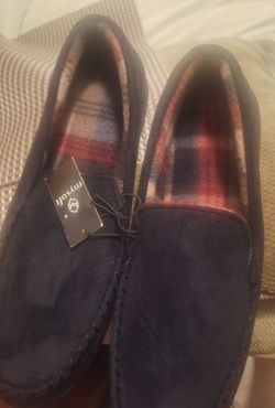 Black slippers size 12 to 12.5