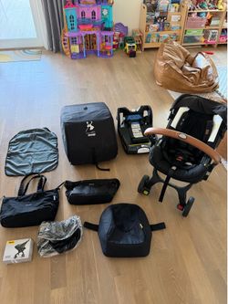 Fully Loaded Special Edition Doona+ with $600+ in accessories