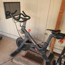 Peloton Bike