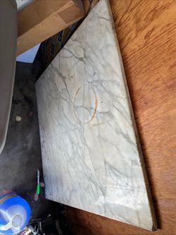 30”x 30” Italian Marble Tabletop.