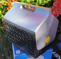 IGLOO Heavy Duty Cooler
