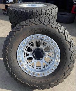 📲☎️ Rines new Para Toyota Runer Tacom Chevy Silverado Nissan Titán Con llantas 285/70/17 BFGOODRICH