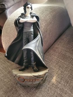 The Sandman numbered statue