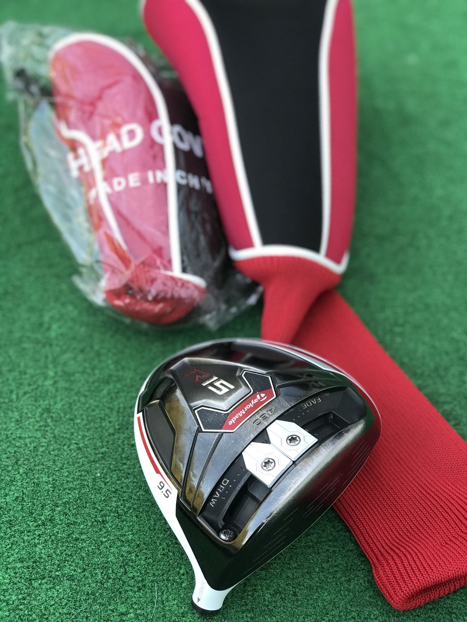 TaylorMade R15 Driver Head Only 9.5 *bonus* Headcovers