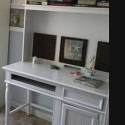 Beautiful White Wood Cottage Desk 