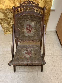 Antique wood folding chair