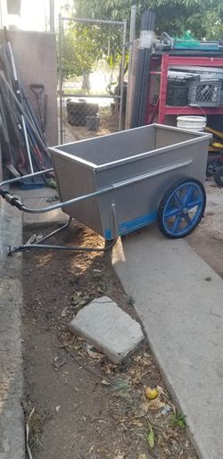 Lawn and Garden cart