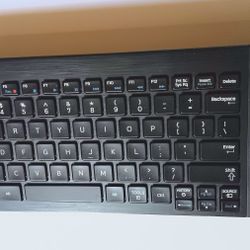 Samsung Bluetooth Keyboard 