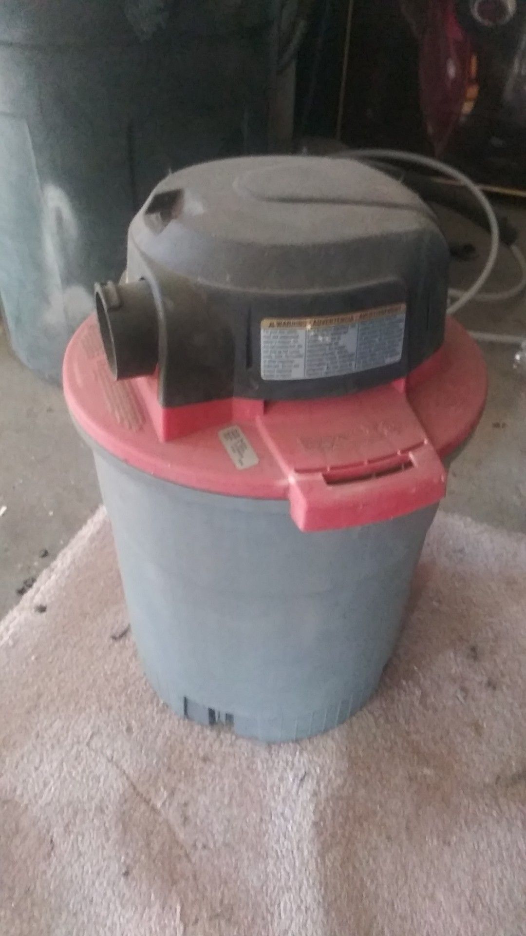 Husky 6 gallon wet/dry vacuum