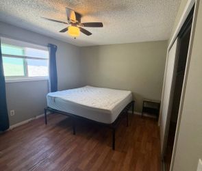 King size mattress with metal platform
