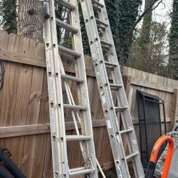 2 20ft Extension Ladders
