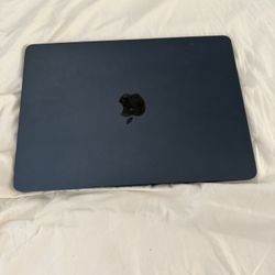 Make Me And Offer MacBook Air M2 8gb 256gb