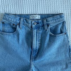 Women Abercrombie Jeans 