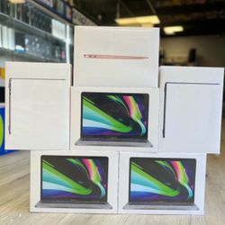 MacBook Pro & MacBook Air (All Models And Years Available) Take It Home In Payments/ llévalo a casa en pagos
