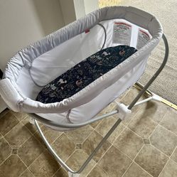Fisher Price Bassinet 