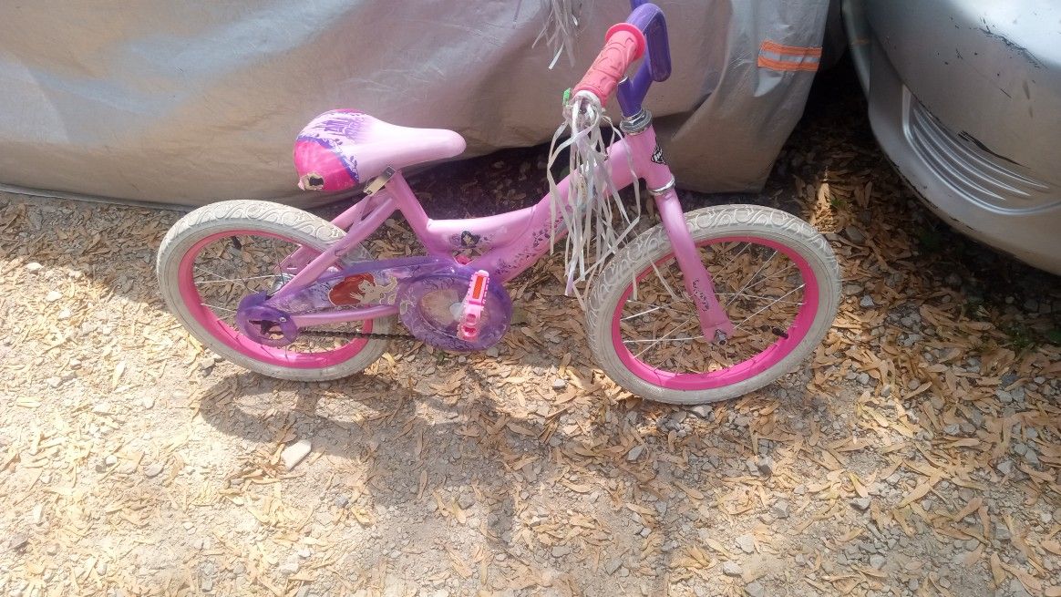 18 Inch Kids Bike No Training Wheels Works Perfect Cash Only Pick Up Only Please