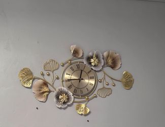 Modern Wall clock
