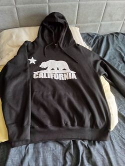 Men Black California Bear Graphic Hoodie Size M