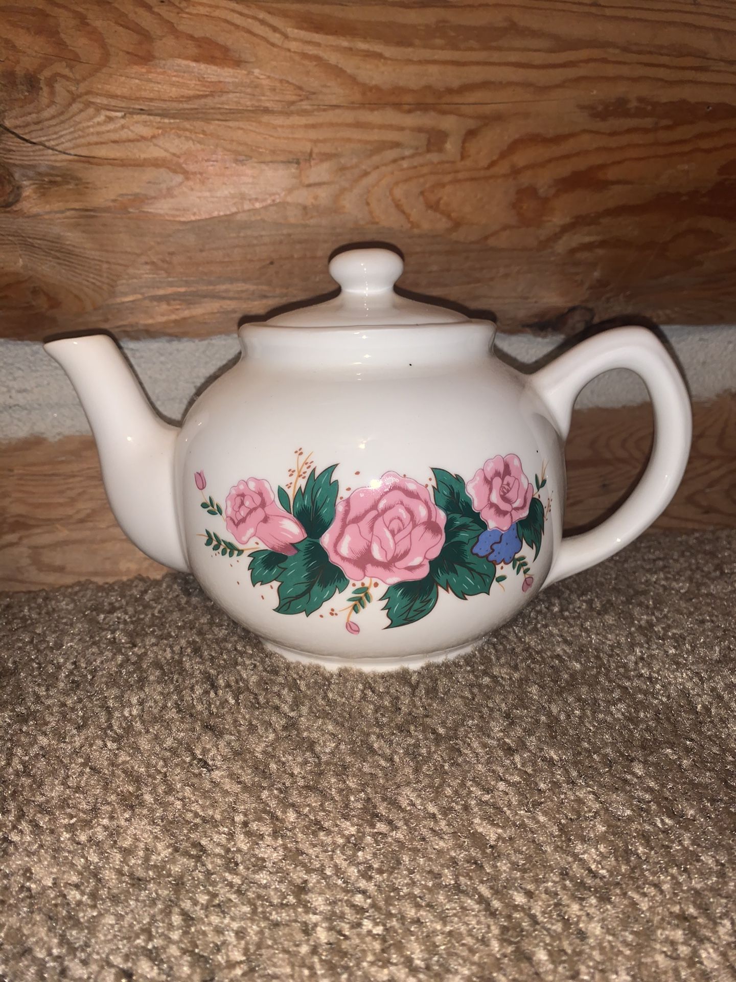 Adorable little teapot. Home decor