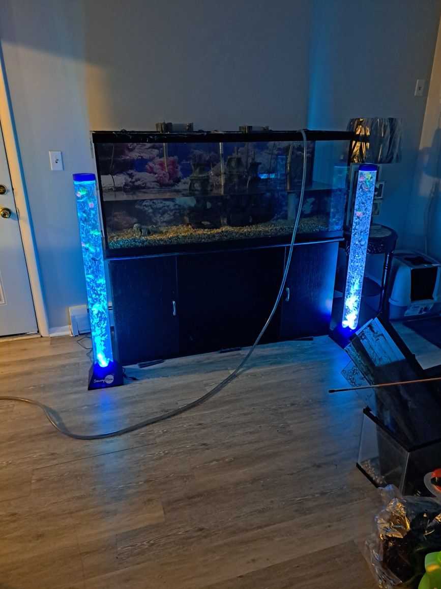 130 Gallon Fish Tank With Two Tower Lights