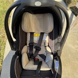Graco Infant Car Seat 
